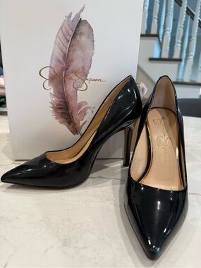 Jessica Simpson Cassani Black Patent Pointed-Toe Pumps
